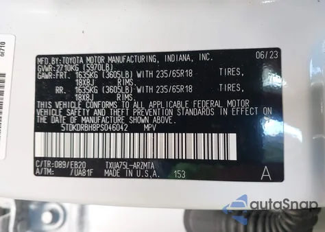 2023 Toyota Highlander Xle z USA, uszkodzony, nr VIN 5TDKDRBH8PS046042